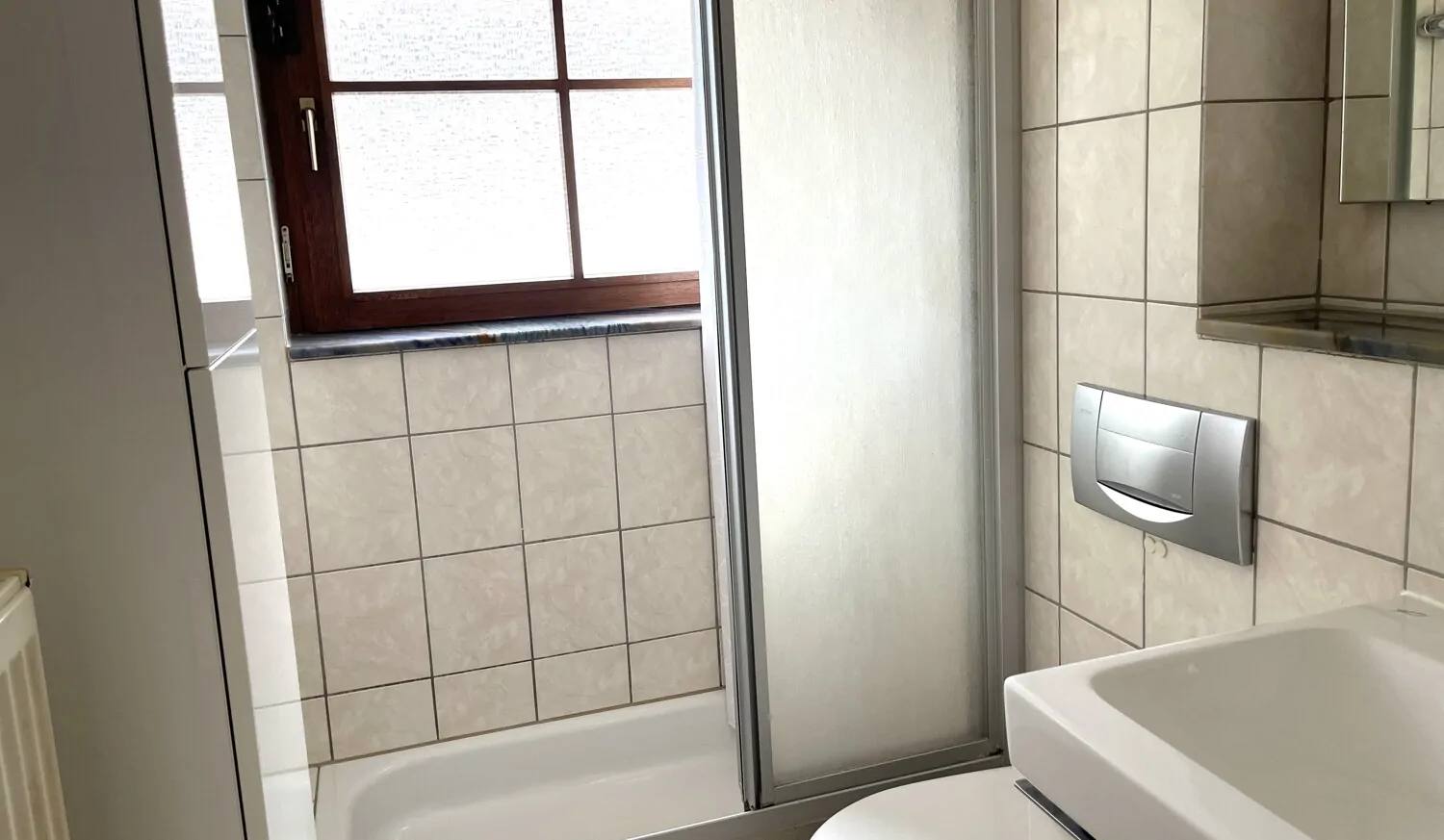 Tageslichtduschbad Etage 1