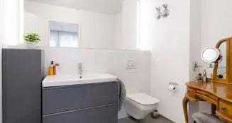 von_poll_real_estate_property_26065005_image_8