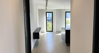 von_poll_real_estate_property_26065011_image_1