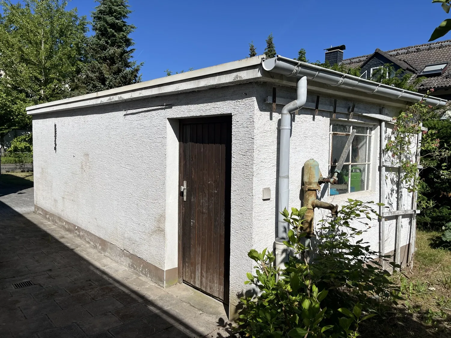 Garage mit Abstellraum