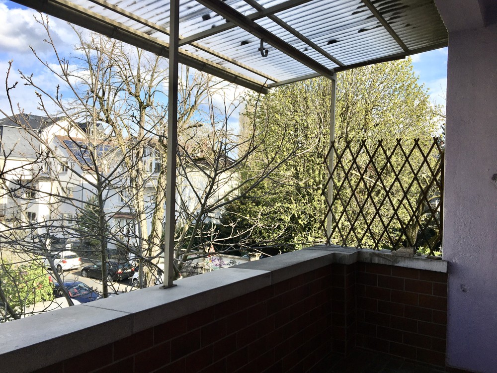 Balkon Aussicht überdacht