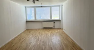 von_poll_real_estate_property_25065043_image_1