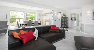 von_poll_real_estate_property_25065023_image_1