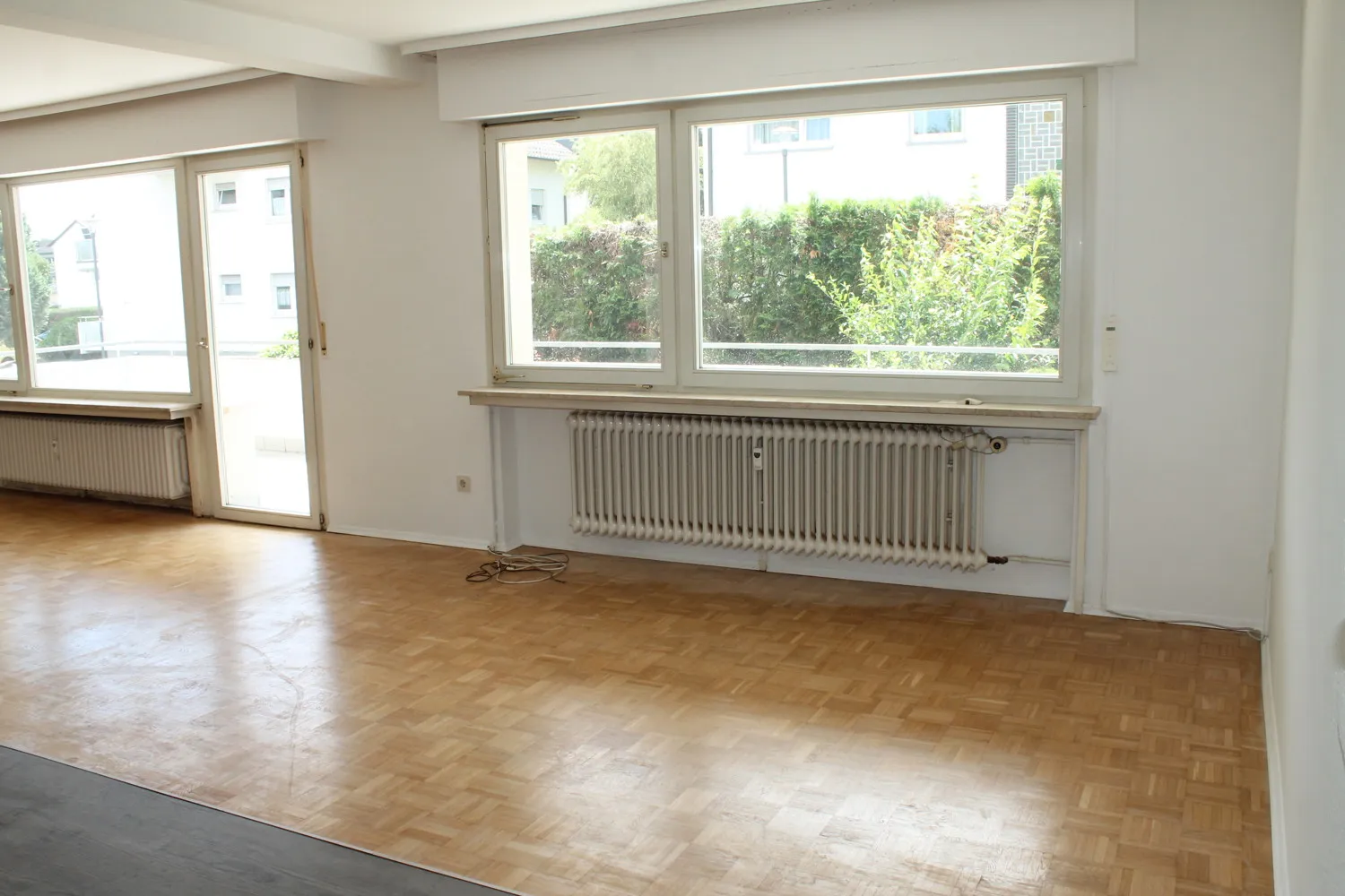 Bright 3-room terrace apartment with basement apartment - forest edge location Offenbach Bieber