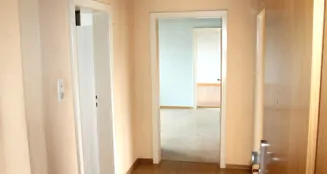 von_poll_real_estate_property_24065038_image_9