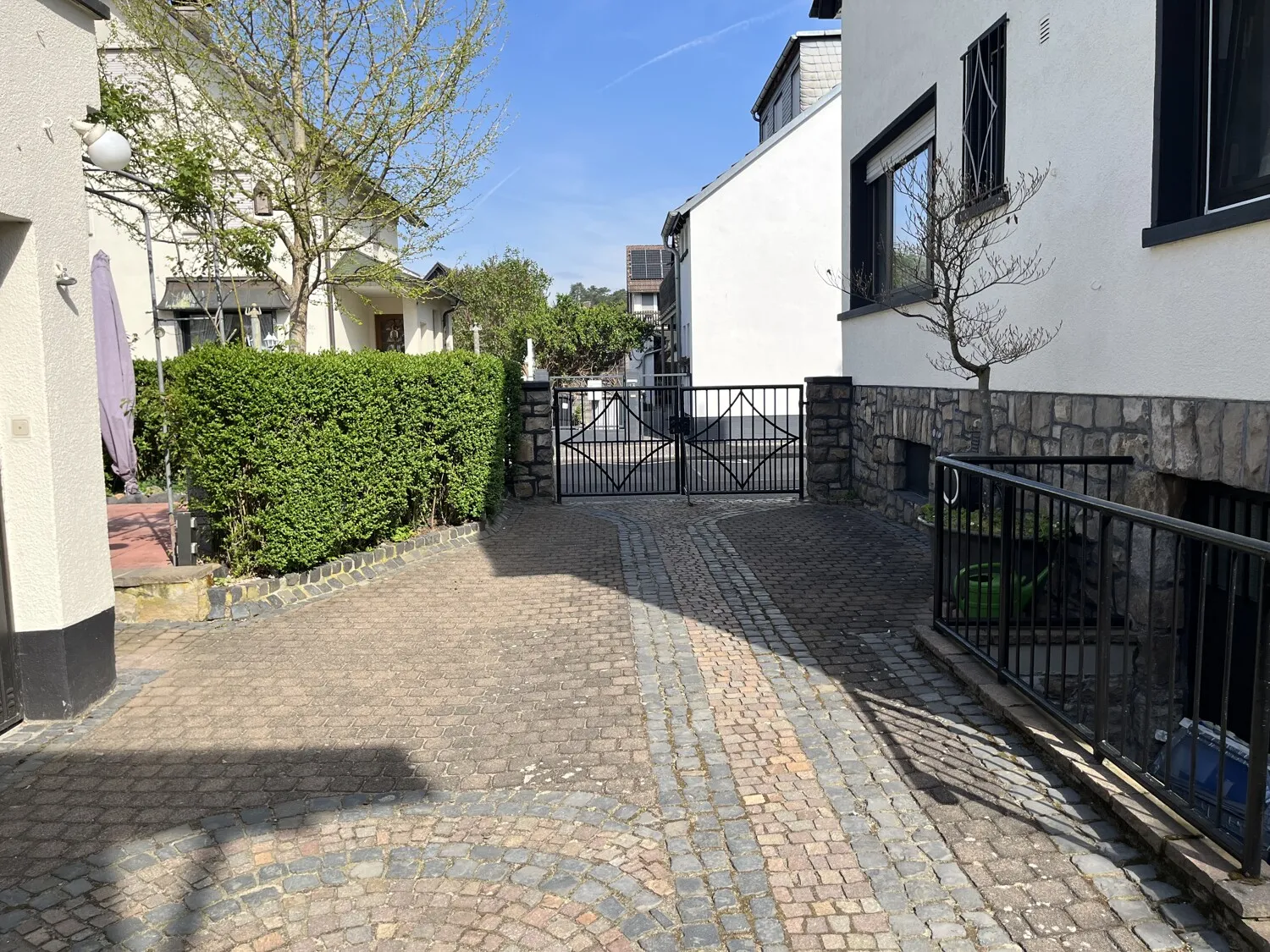 Zufahrt andere S9eite