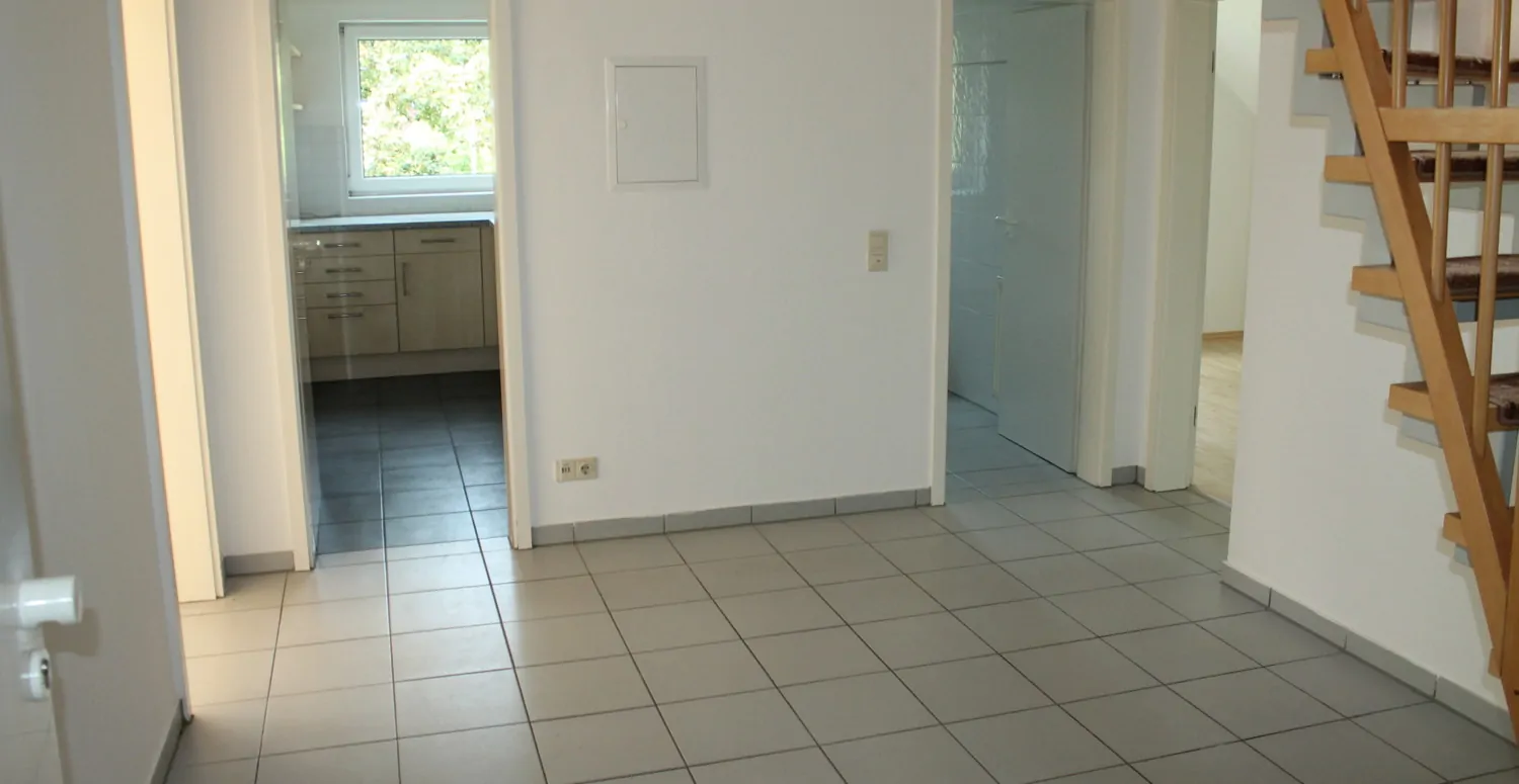 Eingangsdiele mti Treppenaufgang