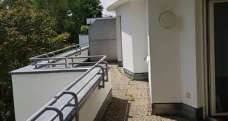 von_poll_real_estate_property_25065011_image_1