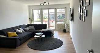 von_poll_real_estate_property_25065009_image_1