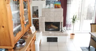 von_poll_real_estate_property_22065012_image_2