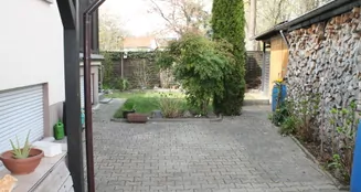 von_poll_real_estate_property_22065012_image_16