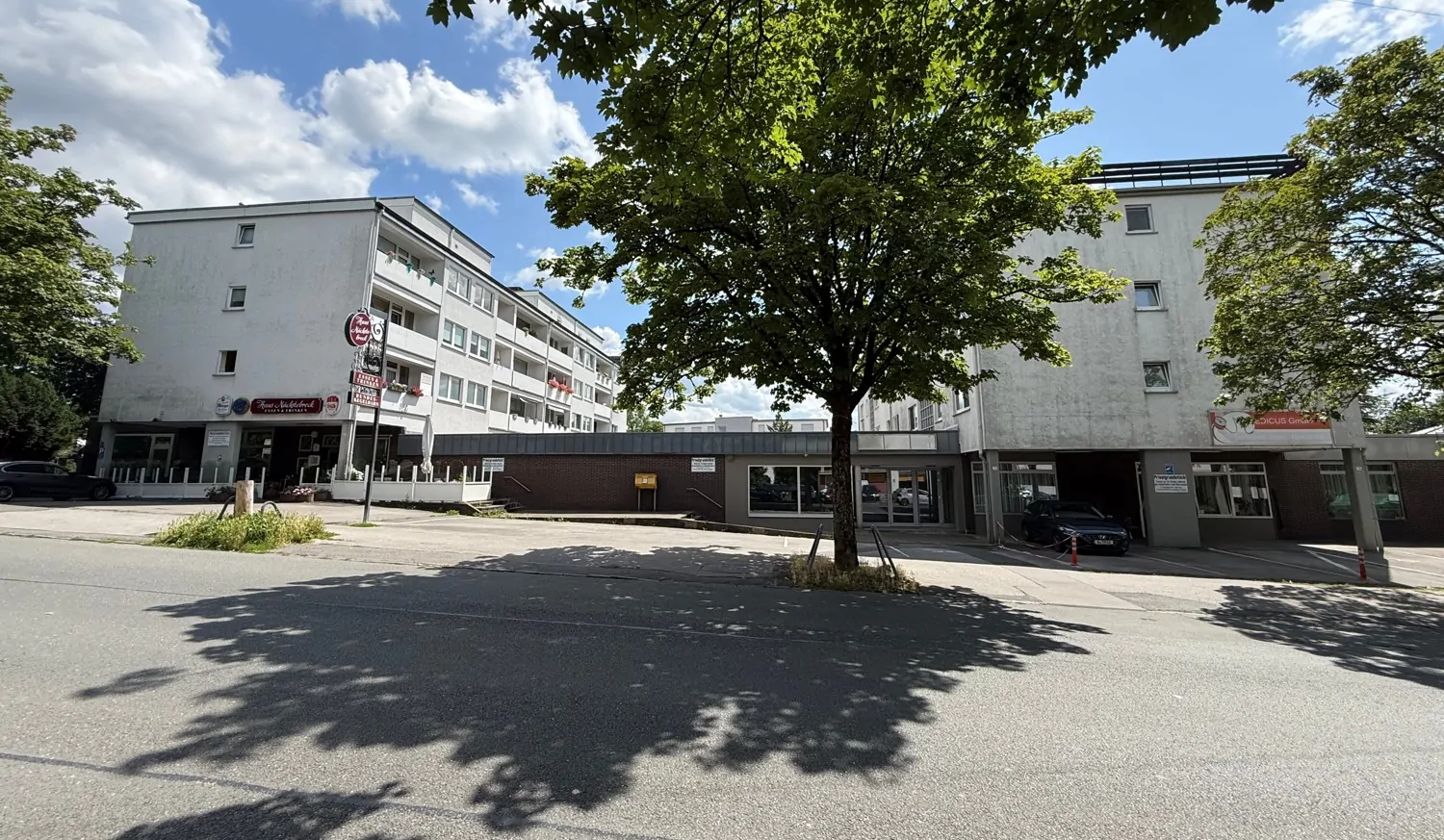 Ansicht Gewerbeeinheiten