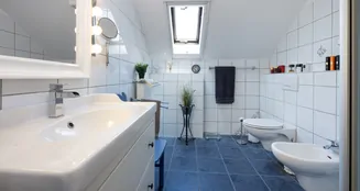 von_poll_real_estate_property_25063028_image_11