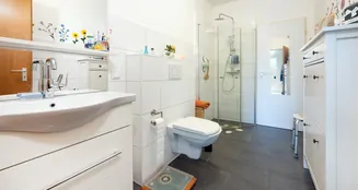 von_poll_real_estate_property_25063028_image_14