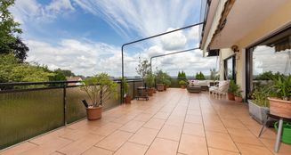 von_poll_real_estate_property_25063028_image_1