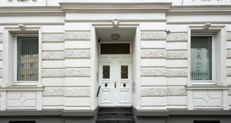 von_poll_real_estate_property_25063027w_image_1