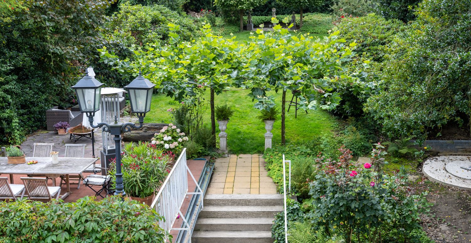Aufgang zum Garten
