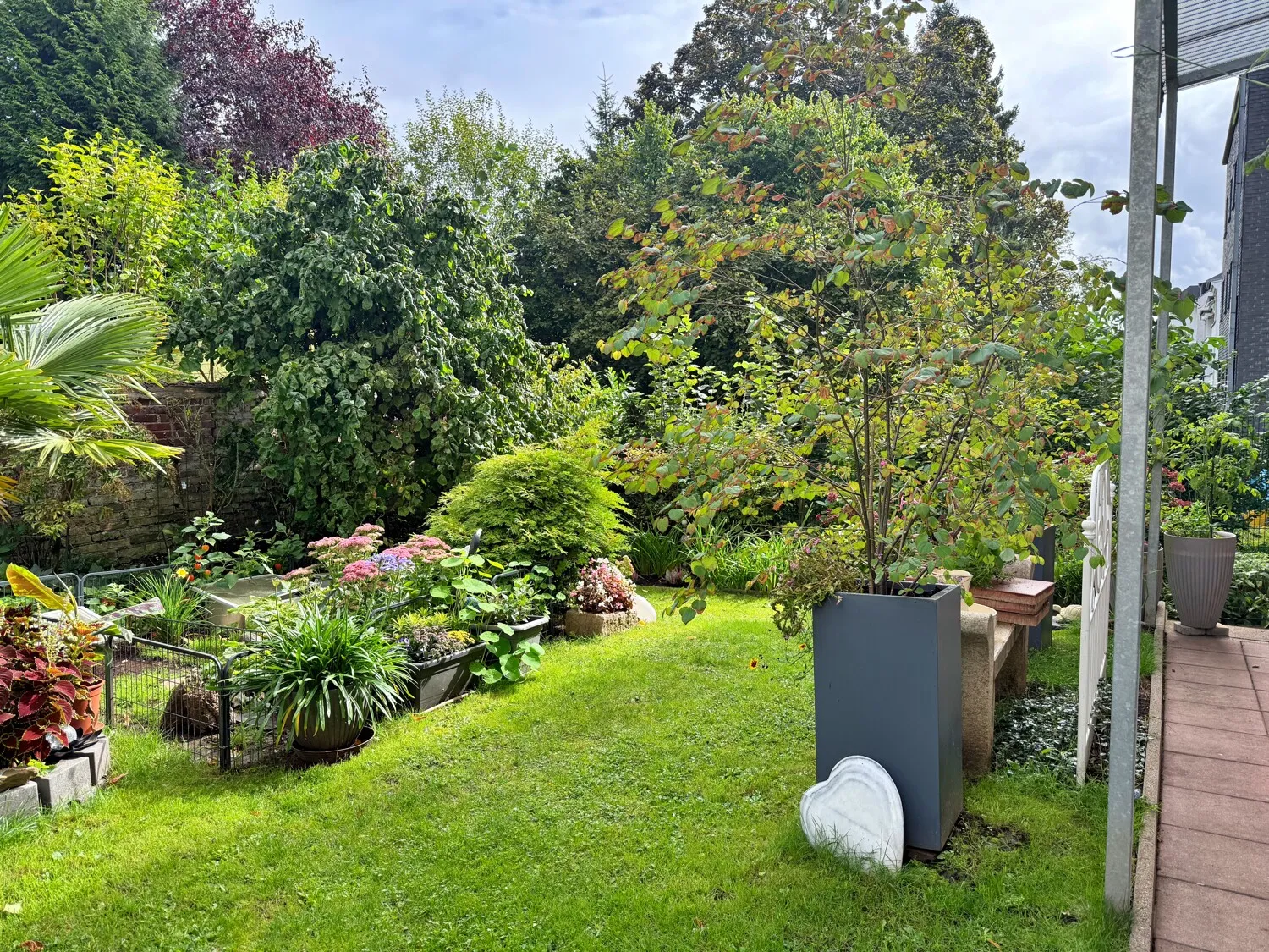 Funckstrasse - 3-room ground floor apartment with loggia in a historic residential building