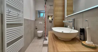 von_poll_real_estate_property_25063031_image_5