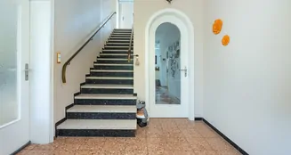 von_poll_real_estate_property_25063032_image_8