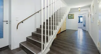 von_poll_real_estate_property_25063032_image_12