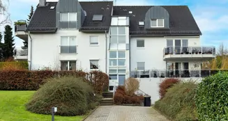 von_poll_real_estate_property_25063029_image_0