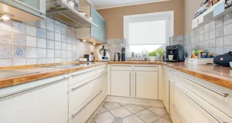 von_poll_real_estate_property_25063029_image_5