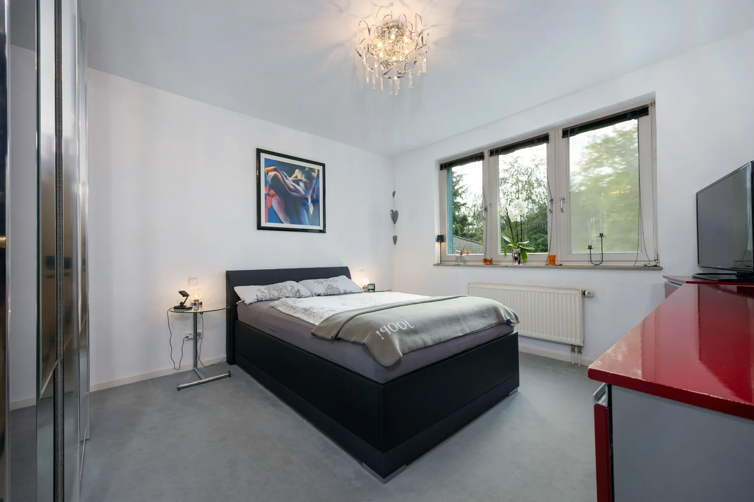 Schlafzimmer 1