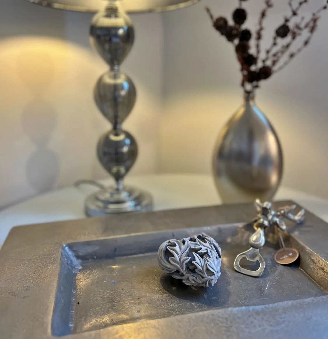 Sonnendurchflutete 3 Zi. DG-Wohnung inkl. Speicher mit viel Potenzial