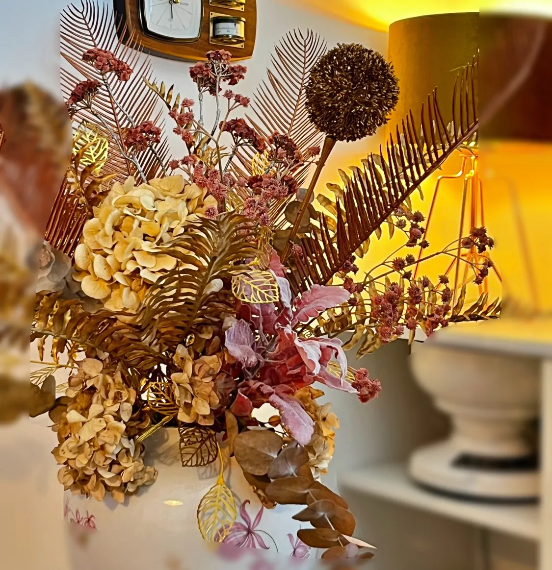 Sonnendurchflutete 3 Zi. DG-Wohnung inkl. Speicher mit viel Potenzial