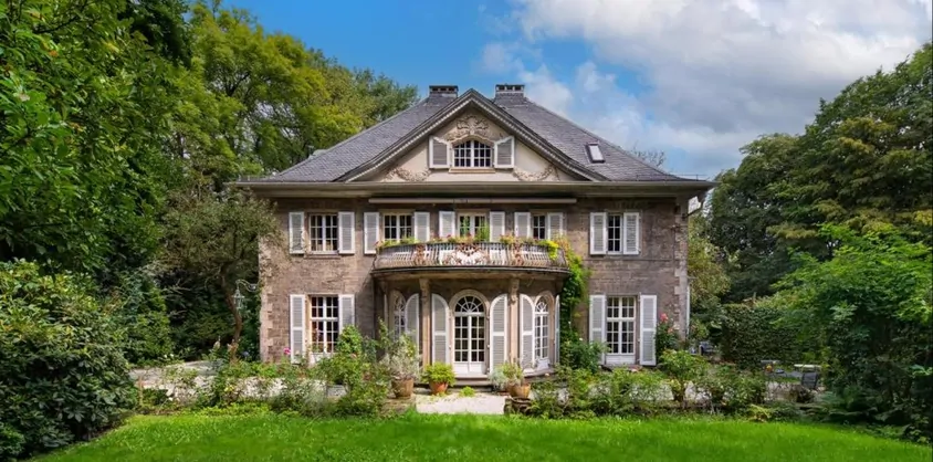 von Poll Immobilien GmbH