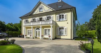 von_poll_real_estate_property_24063023_image_7