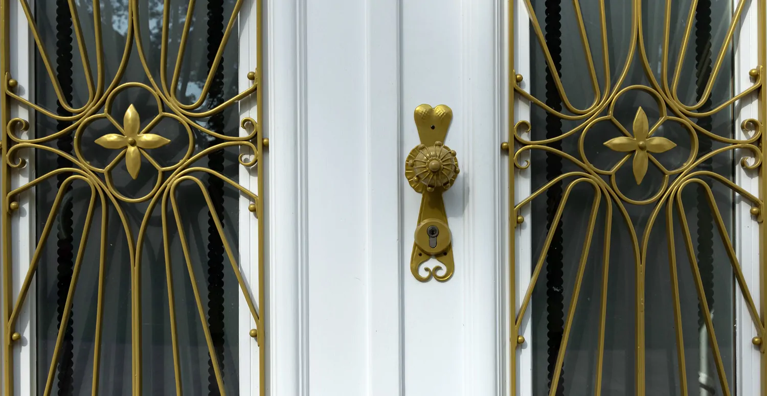 Altbauvilla mit parkähnlichem Garten und guter Anbindung