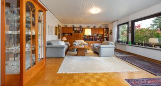 von_poll_real_estate_property_25063020_image_2