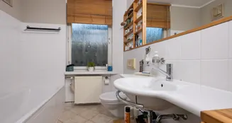 von_poll_real_estate_property_25063003_image_13