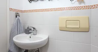 von_poll_real_estate_property_25063003_image_16