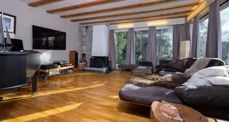 von_poll_real_estate_property_25063003_image_14