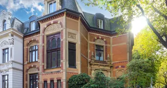 von_poll_real_estate_property_25063035_image_0