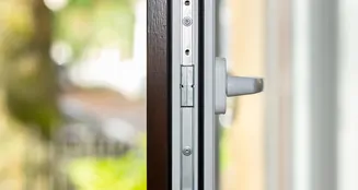 von_poll_real_estate_property_25063035_image_22