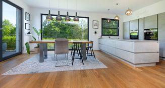 von_poll_real_estate_property_25063018_image_2