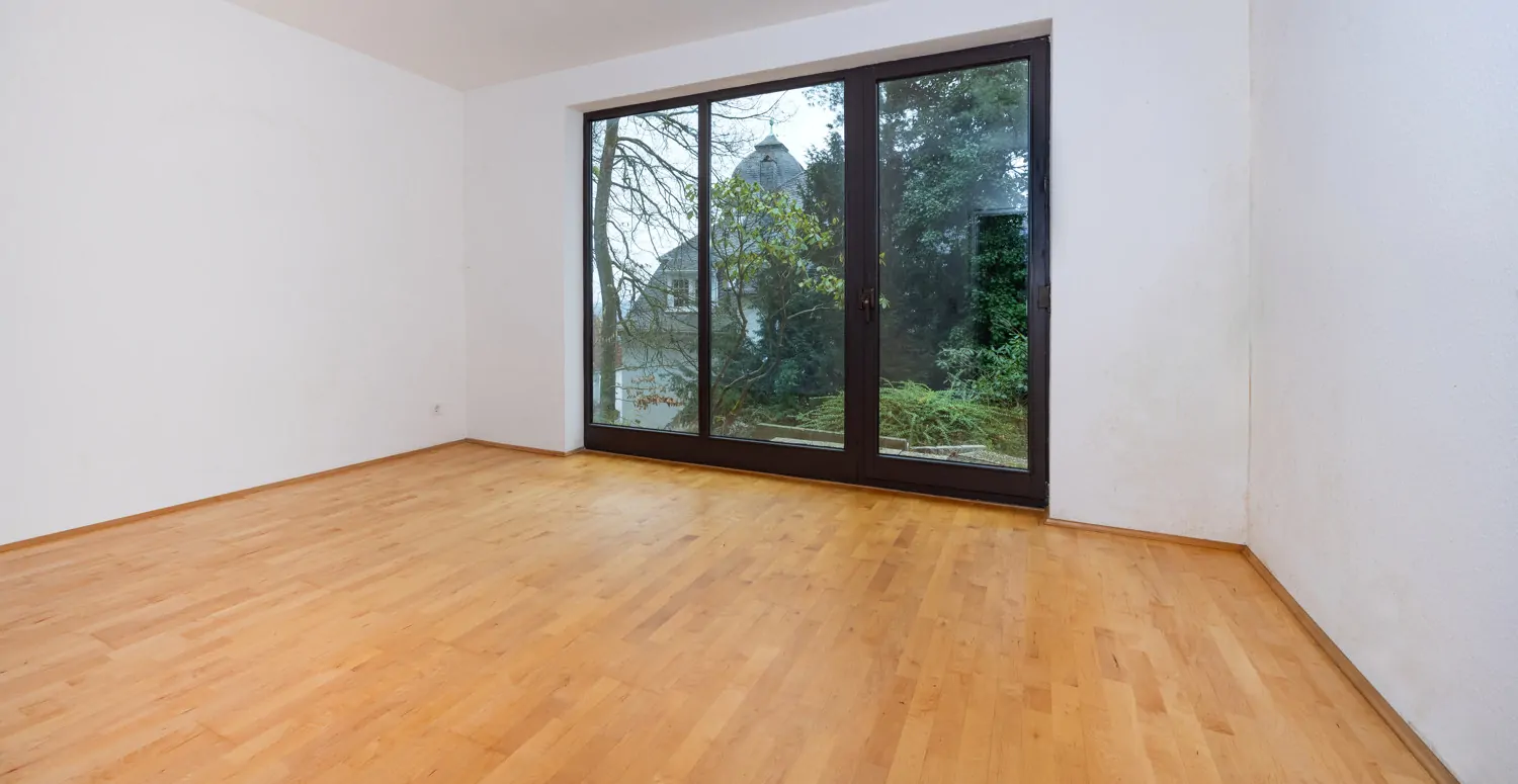 Schlafzimmer mit Ausgang Terrasse