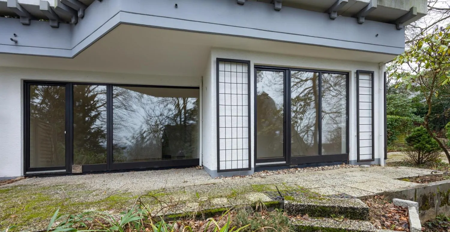 Terrassenansicht Gebäuderückseite