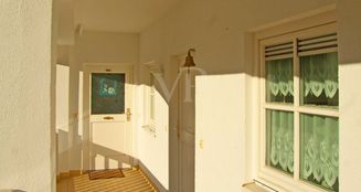 von_poll_real_estate_property_IN628_image_5