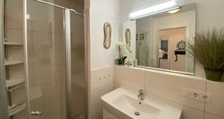 von_poll_real_estate_property_CR482_image_19