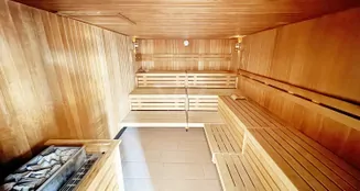 von_poll_real_estate_property_CR482_image_24