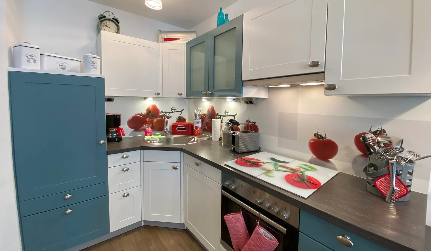 Komfortable Ferienwohnung mit Balkon und Wellnessbereich in Villa Meeresblick