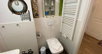 von_poll_real_estate_property_CR482_image_21
