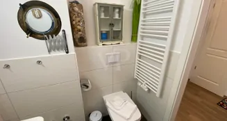 von_poll_real_estate_property_CR482_image_21