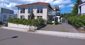 von_poll_real_estate_property_SM830_image_3