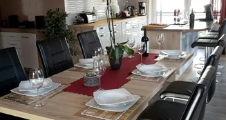 von_poll_real_estate_property_SM830_image_7